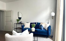 The Blue Viecation Apartment